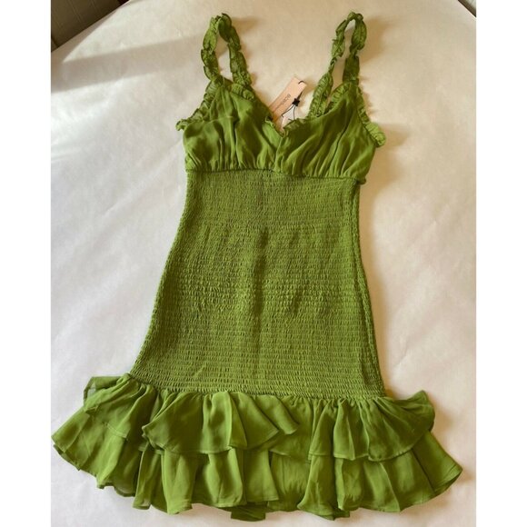 BCBGeneration Pistachio Green Smocked Mini Dress With Ruffled Hem Size 12 100% P - Picture 1 of 7